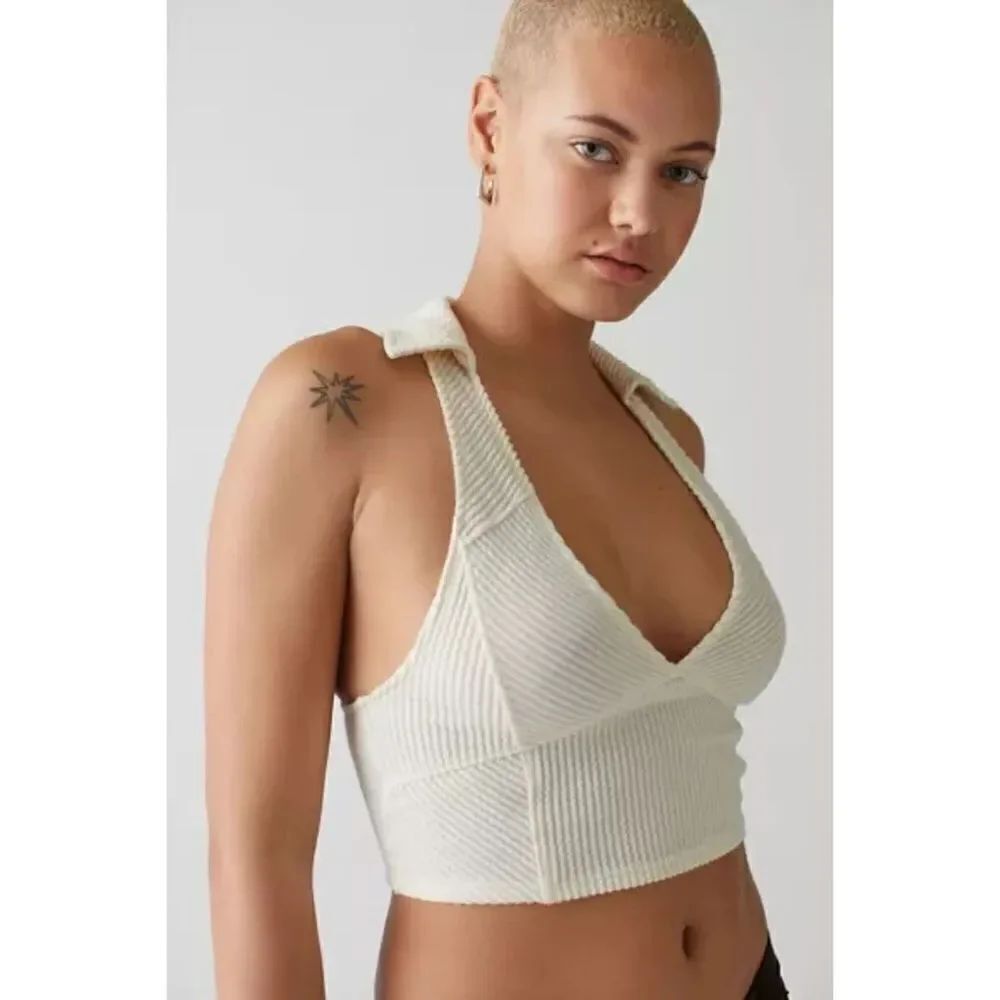 ✨UO Ford Collared Cropped Top✨ - Picture 2 of 6